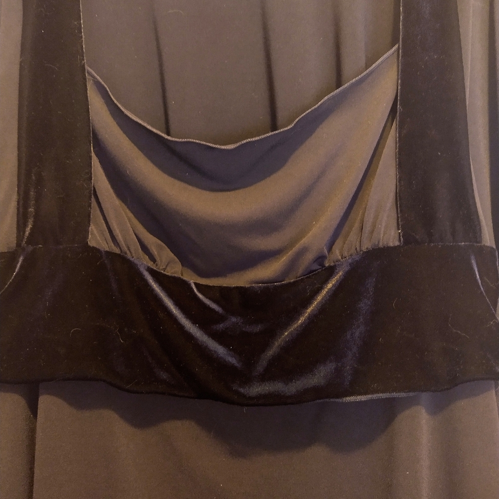 Max Studio Elegant 3/4 bell sleeves Black Blouse with Black Velvet trim XL - Picture 4 of 5